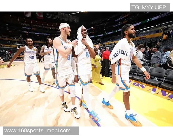 马刺与雷霆联手击败湖人和太阳展现团队攻防的完美配合 马刺与雷霆联手击败湖人和太阳展现团队攻防的完美配合